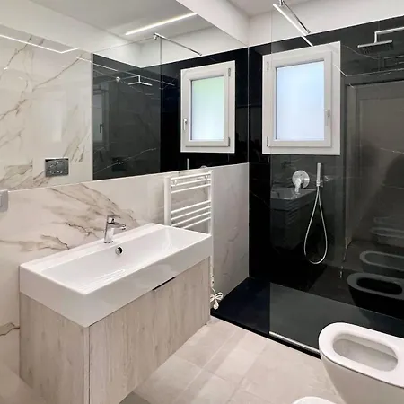 Bilocale In Zona Corte Di Mare شقة